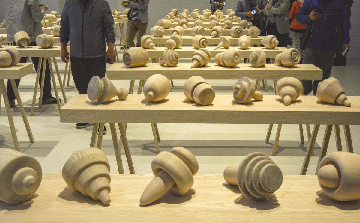 Allan McCollum, The Shapes Project: "Shapes Spinoffs", 2005-2016